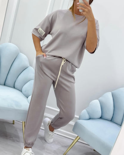 Bianca | T-shirt & Joggingbukser Sæt