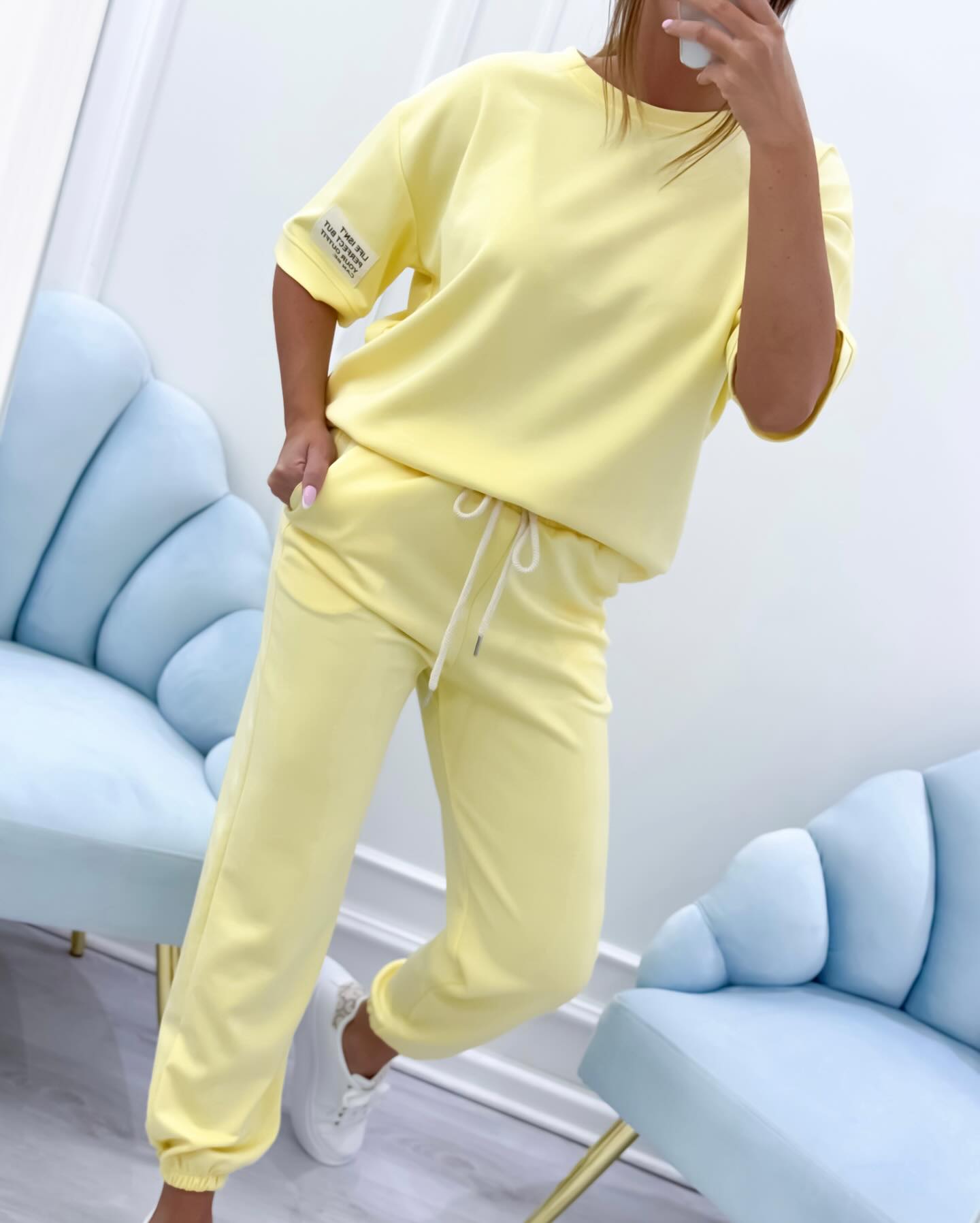 Bianca | T-shirt & Joggingbukser Sæt