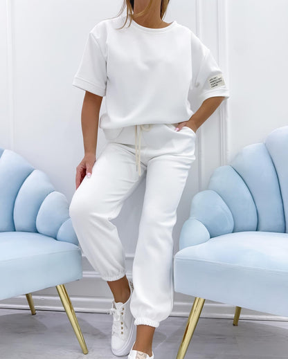 Bianca | T-shirt & Joggingbukser Sæt