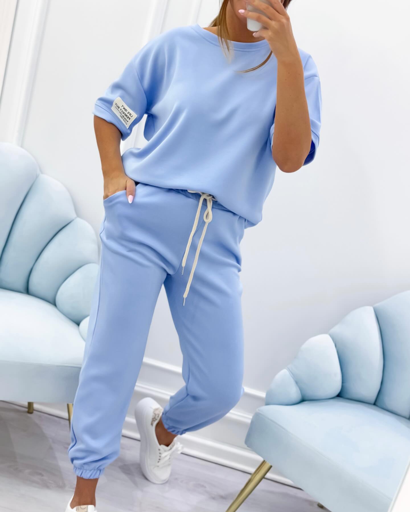Bianca | T-shirt & Joggingbukser Sæt