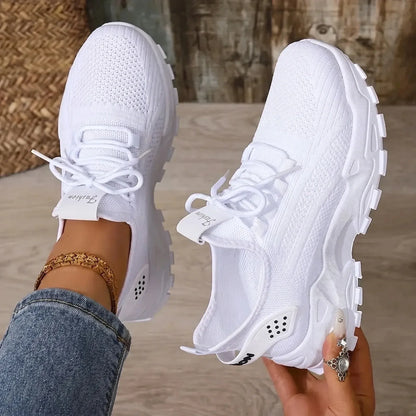 Amara | Lette sneakers med ortopædisk støtte