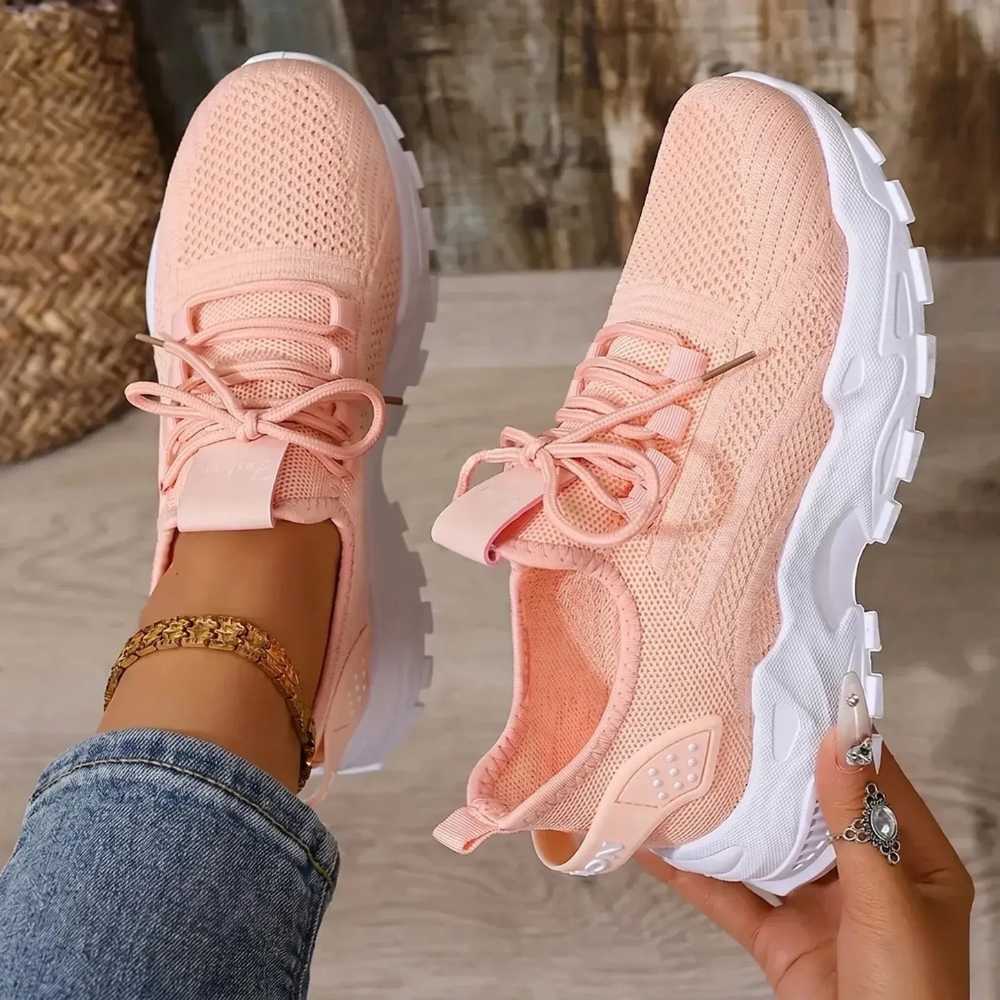 Amara | Lette sneakers med ortopædisk støtte