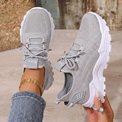 Amara | Lette sneakers med ortopædisk støtte